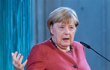 Меркель планировала обучать армию РФ в центрах с лазерным оружием