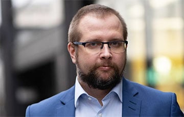 DW: Пропавший беларусский политолог Анатолий Котов уплыл на яхте в Сочи?