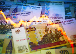 Рубль резко обвалился в преддверии переговоров в Минске