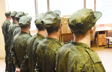 Брошенные семьи московитских военных ищут помощи у Украины