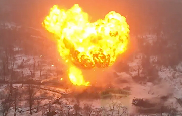 ВСУ эпично уничтожили вражеские танки возле «Царской охоты» под Авдеевкой