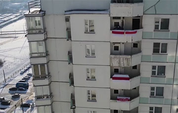Жители минского Юго-запада провели яркую акцию на балконах