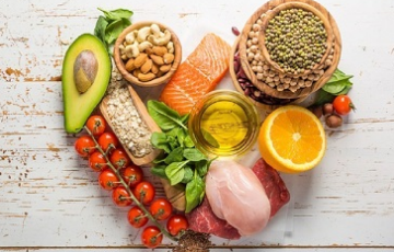 Названы продукты, которые помогут крепче спать
