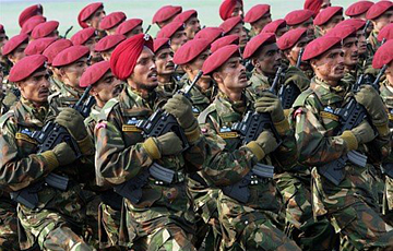 Индия привела в полную боевую готовность армию и пограничников