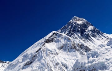 На Эвересте нашли следы ДНК, которой там быть не должно