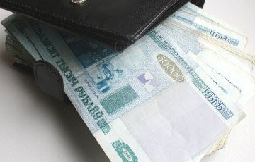 Средняя зарплата в Беларуси втрое меньше, чем в Польше