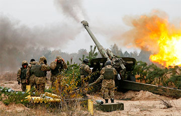 На востоке Украины артиллерия уничтожила московитский склад с боеприпасами