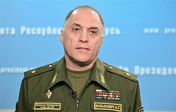 Вольфович: Удар по автобусу с детьми был попыткой столкнуть Беларусь с Украиной