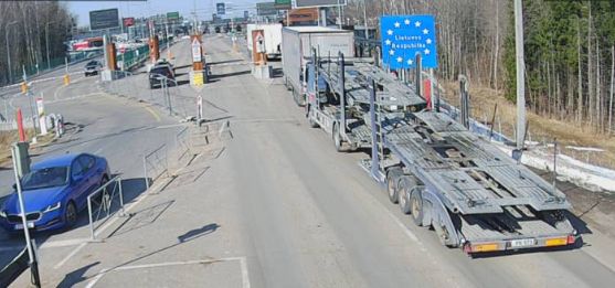 На границе Беларуси с ЕС наблюдаются очереди из фур
