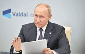 «Сотрудники ФСО фамильярно обращаются к Путин, орут на него и размахивают руками»
