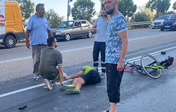 В Турции двое беларусов попали под колеса авто