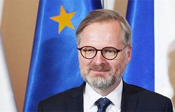 Премьер Чехии признал поражение своей партии на выборах и поздравил Бабиша с победой