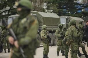Почему в Крыму не трогают зеленых человечков?