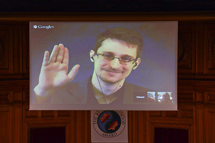 Сноуден рассказал о желании переехать в Швейцарию