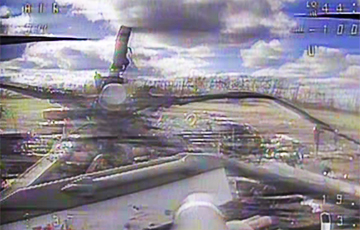 FPV-дрон уничтожил московитский вертолет Ми-8 под названием «71 Синий»