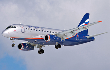 В Турции загорелся прилетевший из Московии Sukhoi Superjet 100