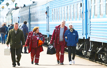 «Белорусы молодцы, начальник поезда - героическая женщина»