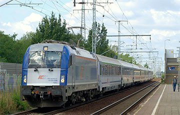 Сегодня начинает ходить ежедневный поезд Гродно — Варшава — Краков
