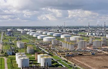 ВСУ ударили по одному из крупнейших НПЗ в РФ
