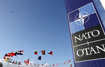 Озеро НАТО с крокодилами