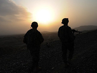 Афганский полицейский убил четверых военнослужащих НАТО