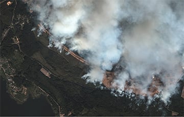 Опубликованы спутниковые снимки последствий атаки на склад в Торопце