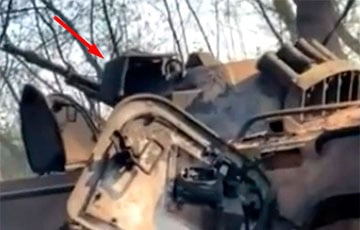 Украинские десантники уничтожили модифицированный московитский БТР-80 с экипажем