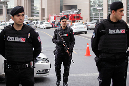 В Турции задержали более тысячи человек по подозрению в терроризме