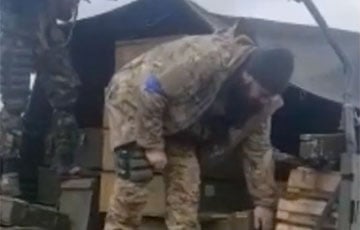 Бойцы чеченского батальона имени Шейха Мансура показали подбитую технику оккупантов