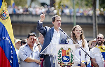 Хуан Гуайдо: Нам придется остаться на улицах Венесуэлы