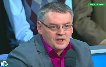 Видеофакт: Ведущий НТВ в прямом эфире подрался с украинским экспертом