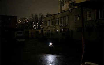 К разработке оптимальных графиков отключения освещения подключили и силовиков