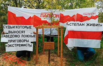 Белорусы посадили дуб в честь Степана Латыпова