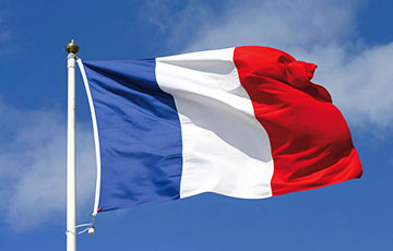 Количество депутатов в парламенте Франции сократят на треть