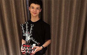Британский школьник создал настоящую руку робота из деталей Lego