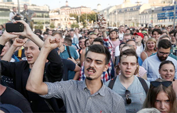 МИД РФ обвинил США и Германию в организации протестных акций в Москве