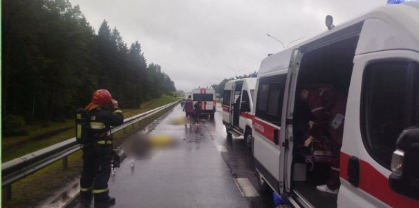 ДТП возле Минска: погибли 2 женщины и 2 ребенка