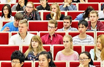 Беларусский вуз собирал странную информацию об абитуриентах