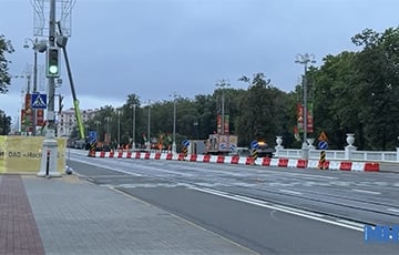 Мост в центре Минска закрыли на реконструкцию