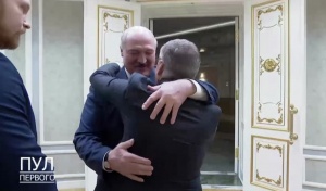 В Минск прилетел Фазель, Лукашенко обещает безопасность