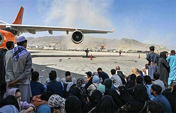 Минобороны Турции сообщило о втором взрыве возле аэропорта в Кабуле