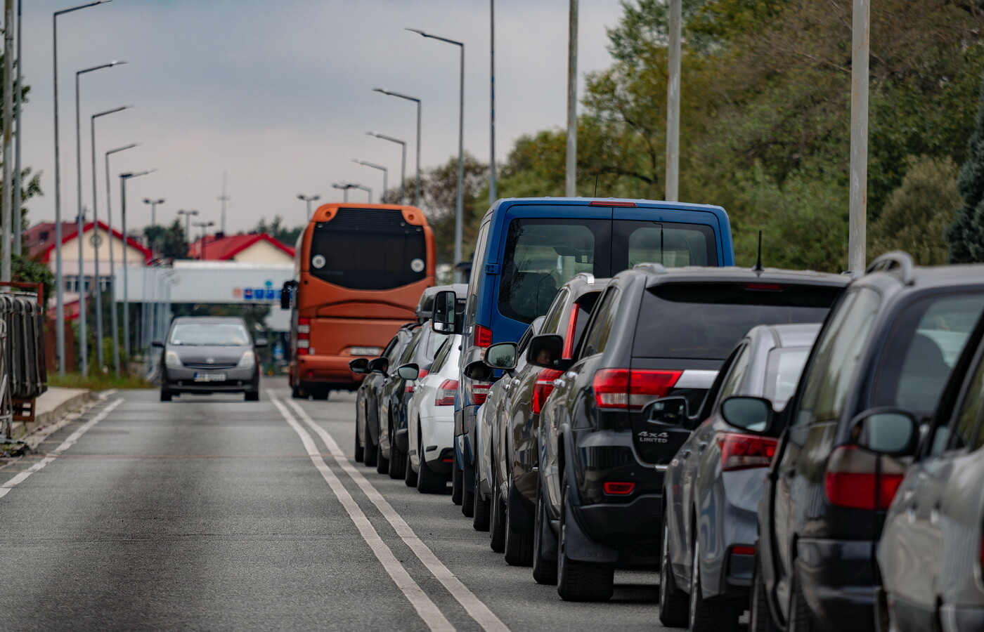ГПК: на еще одном КПП на границе Беларуси с ЕС образовались очереди из автобусов