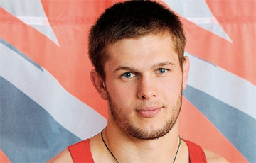 Белорус Гуштын стал бронзовым призером ЧЕ по вольной борьбе