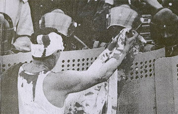Фотофакт: Герой «Чернобыльского шляха» Григорий Фарманян во главе колонны